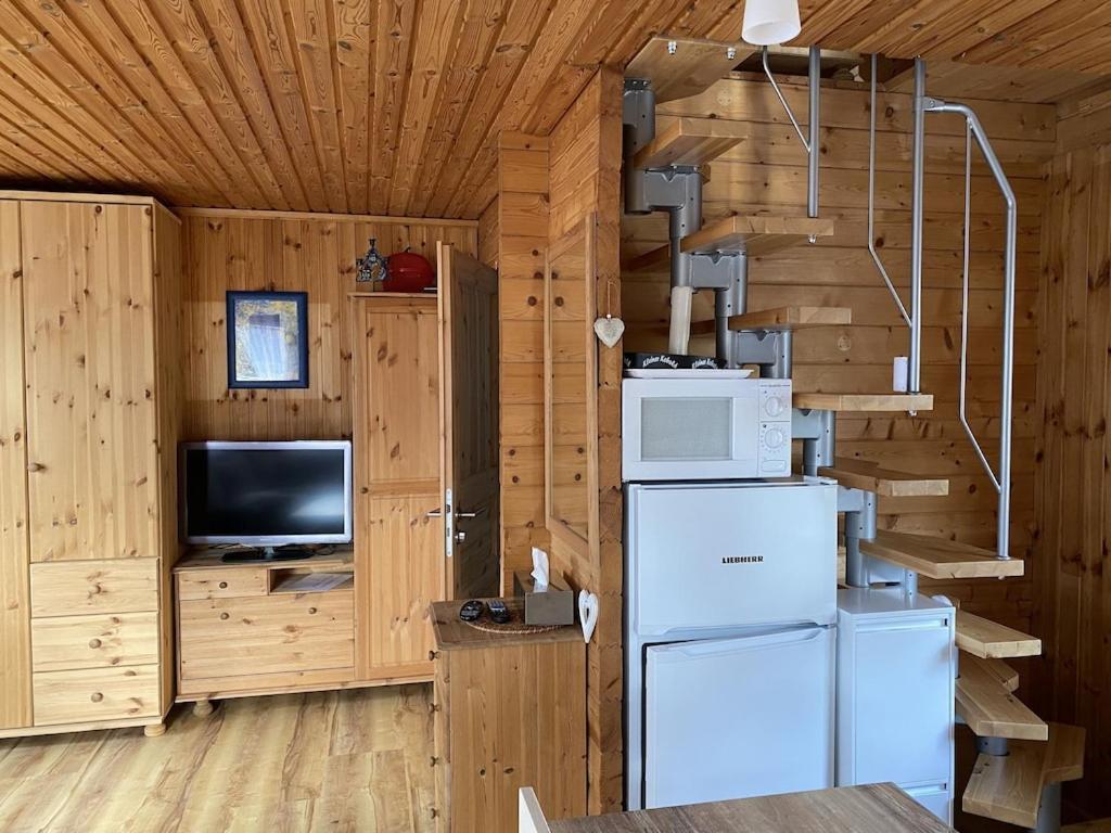 Holzhaus Mit Direktem Wasserzugang In Berlin-Koepenick Eksteriør billede
